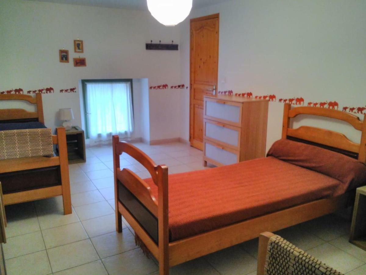 Le Coing Vila La Guiltiere Exterior foto