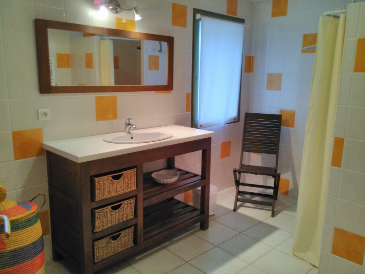Le Coing Vila La Guiltiere Exterior foto