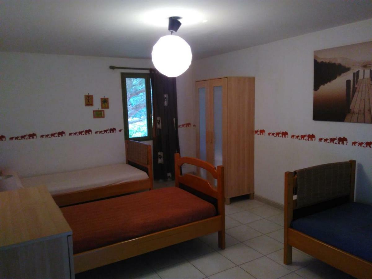 Le Coing Vila La Guiltiere Exterior foto